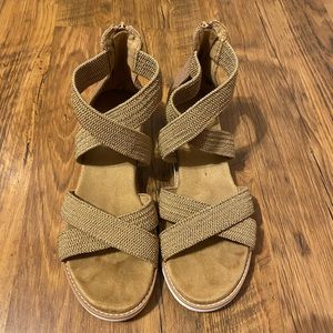 BOBS Desert Kiss Sandals, size 10